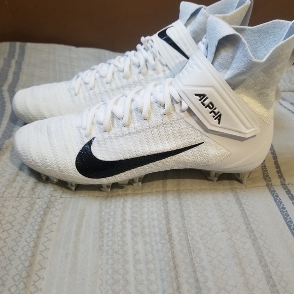 Nike Alpha Menace Elite 2 Flyknit White Football Cleats Men\'s Size AO3374-101 main image 5